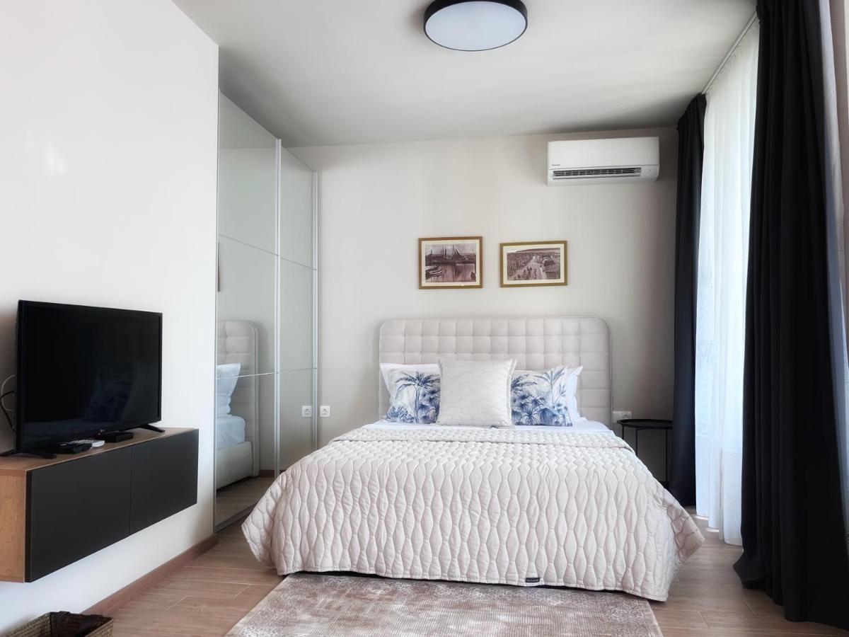 Azur Alegria Studio - Free Parking & Pool سينتس قسطنطين وهيلينا المظهر الخارجي الصورة