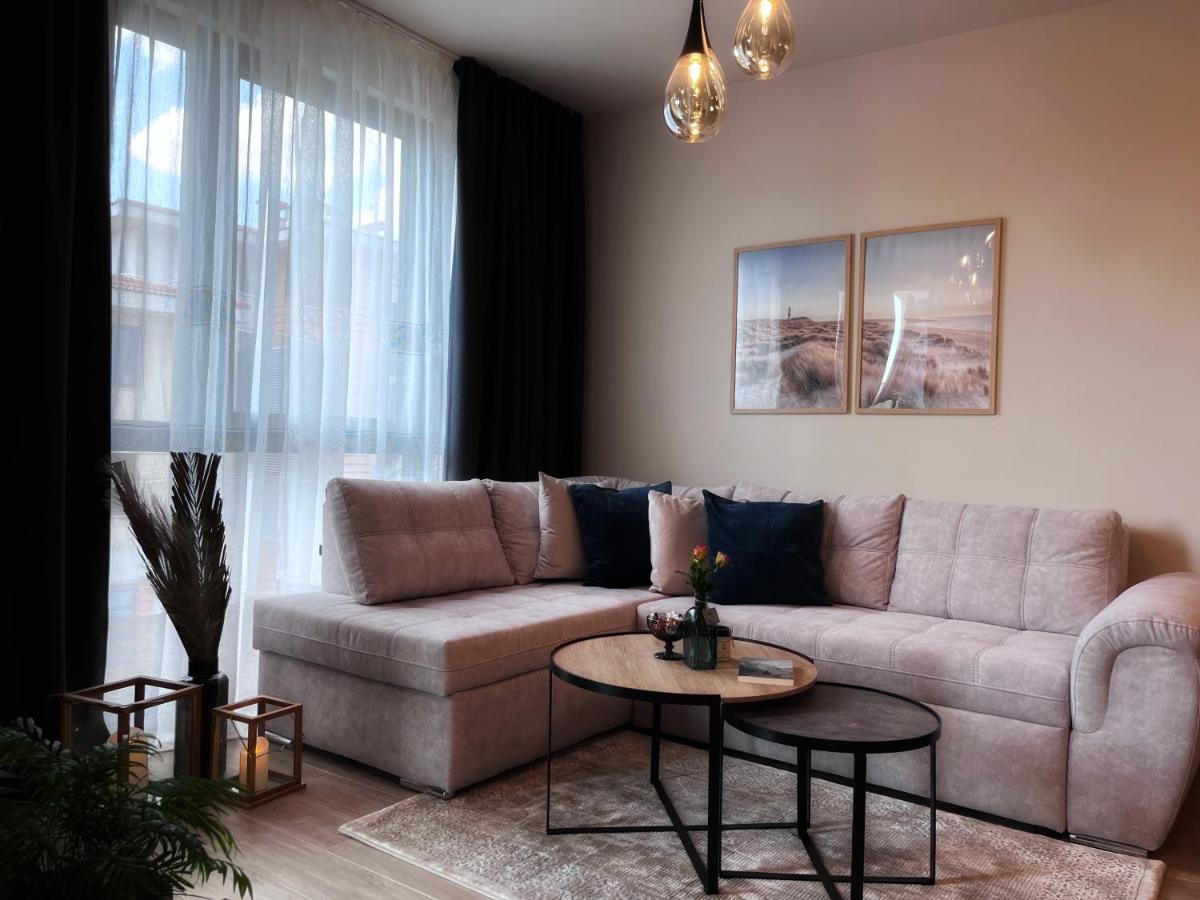 Azur Alegria Studio - Free Parking & Pool سينتس قسطنطين وهيلينا المظهر الخارجي الصورة