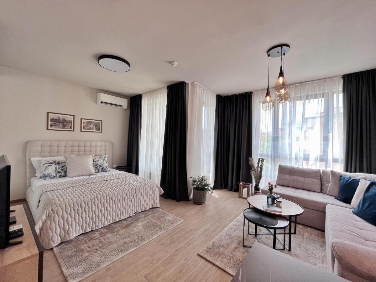 Azur Alegria Studio - Free Parking & Pool سينتس قسطنطين وهيلينا المظهر الخارجي الصورة