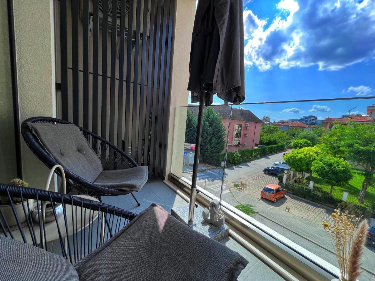 Azur Alegria Studio - Free Parking & Pool سينتس قسطنطين وهيلينا المظهر الخارجي الصورة